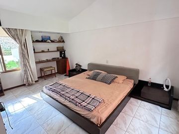 CASA EN VENTA EN LAS CAÑADAS