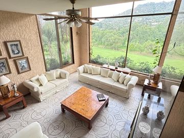 CASA EN VENTA EN LAS CAÑADAS