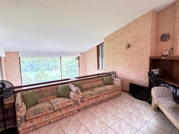 CASA EN VENTA EN LAS CAÑADAS
