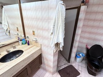 CASA EN VENTA EN LAS CAÑADAS