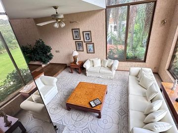 CASA EN VENTA EN LAS CAÑADAS