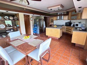 CASA EN VENTA EN LAS CAÑADAS