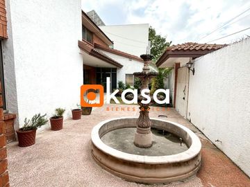 Casa en Venta en Valle, San Pedro Garza García.