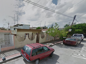 VENDO CASA EN LA CARMONA, LEON-GTO