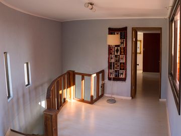 Maravillosa Parcela Con Casa de 321 M2 En Parque Santa María