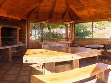 Maravillosa Parcela Con Casa de 321 M2 En Parque Santa María