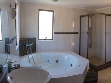 Maravillosa Parcela Con Casa de 321 M2 En Parque Santa María
