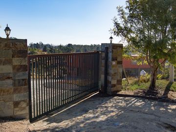 Maravillosa Parcela Con Casa de 321 M2 En Parque Santa María