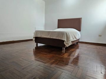 VENDO CASA EN EL CUADRO CHACLACAYO