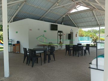 EN FLADES- TOLIMA VENDEMOS EN CONDOMINIO AlCALA  $135 MILONES