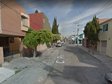 CASA EN VENTA EN MORELIA COL. LOS PINOS DE MICHOACAN