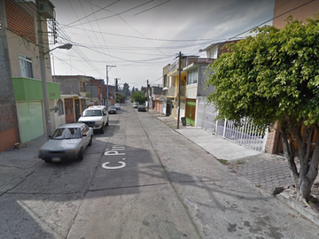 CASA EN VENTA EN MORELIA COL. LOS PINOS DE MICHOACAN