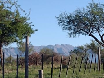 Lote de 1000 m2 en San Lorenzo, Córdoba, con todos los servicios. USD 13.000