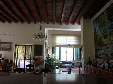 CASA EN VENTA EN ÁLAMOS 1