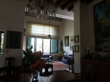 CASA EN VENTA EN ÁLAMOS 1