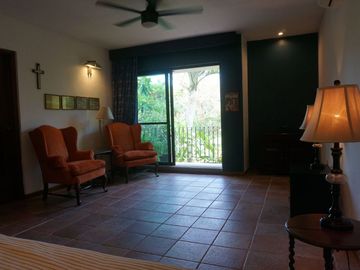 CASA EN VENTA EN ÁLAMOS 1