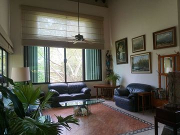 CASA EN VENTA EN ÁLAMOS 1