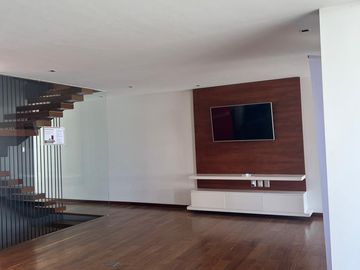 Casa en venta en Parque Santo Domingo, Lomas de Angelopolis, Puebla.