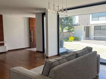 Casa en venta en Parque Santo Domingo, Lomas de Angelopolis, Puebla.