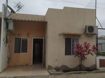 SE VENDE CASA AMOBLADA URBANIZACION SOLIMAR EN PUNTA CARNERO
