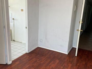 Departamento en Calle Arturo Prat, Metro Matta, Santiago.