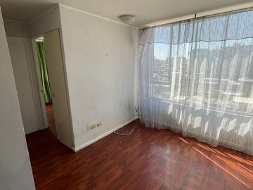 Departamento en Calle Arturo Prat, Metro Matta, Santiago.