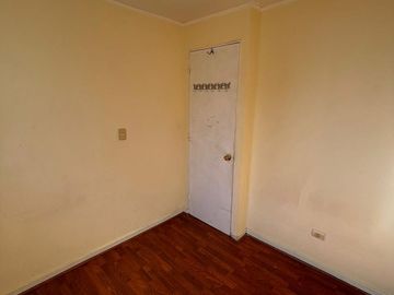 Departamento en Calle Arturo Prat, Metro Matta, Santiago.