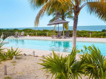 Condominio frente al mar con alberca privada, en venta, Telchac, Yucatán.