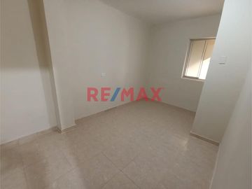 Casa En Venta En Cooperativa Tuman, Chiclayo, Lambayeque.(C.HUAMAN)