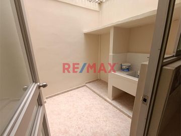 Casa En Venta En Cooperativa Tuman, Chiclayo, Lambayeque.(C.HUAMAN)