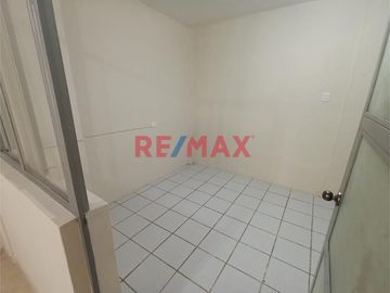 Casa En Venta En Cooperativa Tuman, Chiclayo, Lambayeque.(C.HUAMAN)