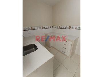 Casa En Venta En Cooperativa Tuman, Chiclayo, Lambayeque.(C.HUAMAN)