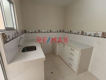 Casa En Venta En Cooperativa Tuman, Chiclayo, Lambayeque.(C.HUAMAN)