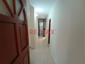 Casa En Venta En Cooperativa Tuman, Chiclayo, Lambayeque.(C.HUAMAN)