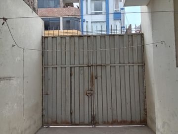 Venta Dpto en Esquina 1er Piso con Cochera San Isidro (lnunez)