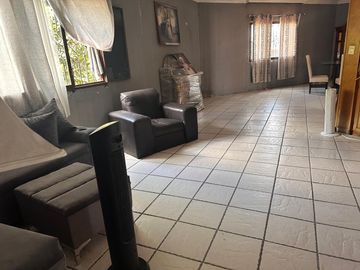 VENTA DE CASA TIPO QUINTA CON ALBERCA, ASADOR Y SALON DE USOS MÚLTIPLES