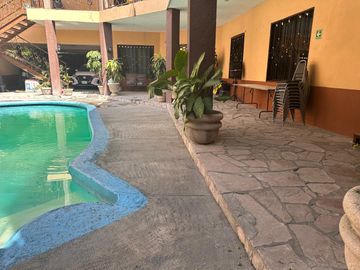VENTA DE CASA TIPO QUINTA CON ALBERCA, ASADOR Y SALON DE USOS MÚLTIPLES
