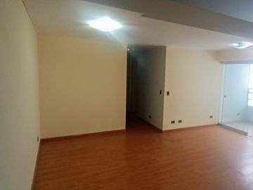 Venta de departamento con cochera limite con San Isidro