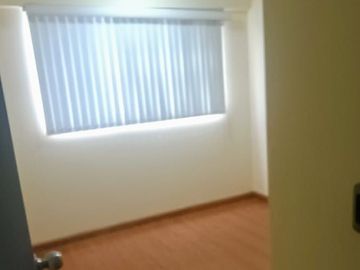 Venta de departamento con cochera limite con San Isidro