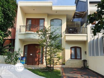 Dijual Rumah Cluster Himalaya Lippo Karawaci Tangerang Banten Area Nyaman & Strategis