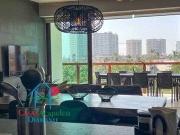 Departamento en condominio de playa. Con terraza y vista a las áreas comunes