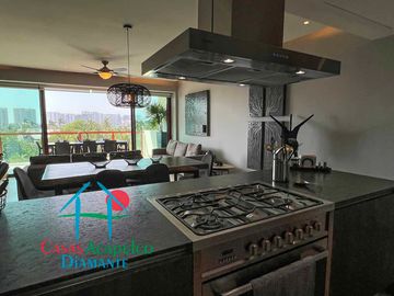 Departamento en condominio de playa. Con terraza y vista a las áreas comunes