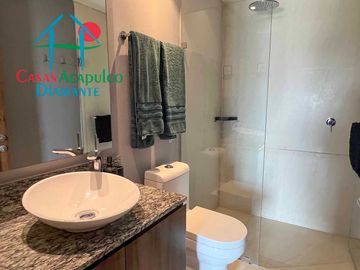 Departamento en condominio de playa. Con terraza y vista a las áreas comunes