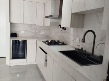 VENTA DE DEPARTAMENTO CHACLACAYO LOS PRADOS 3ER PISO