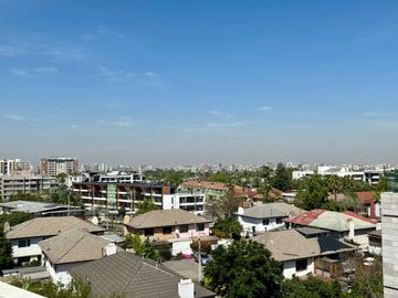Se Vende Hermoso Duplex En El Mejor Sector De Ñuñoa