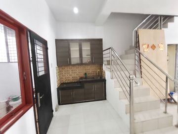 Dijual Rumah 2,5 Tingkat Siap Huni Di Komplek The Prime Bhayangkara