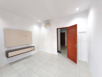 Dijual Rumah 2,5 Tingkat Siap Huni Di Komplek The Prime Bhayangkara