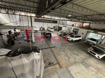 Local Comercial En Av. America Sur
