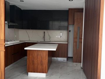 Casa nueva en venta en zona Cascatta, Parque Chihuahua