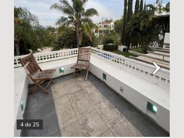 CASA EN VENTA EN LAS CAÑADAS